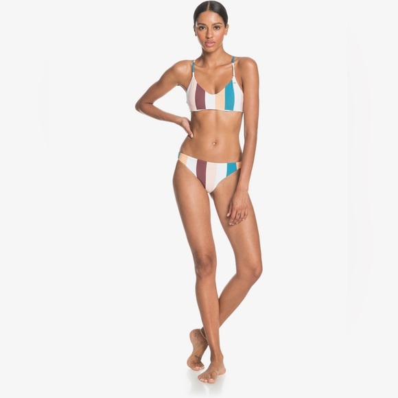 🍍ROXY Holiday Jungle Moderate Bottoms🍍 - Picture 2 of 7